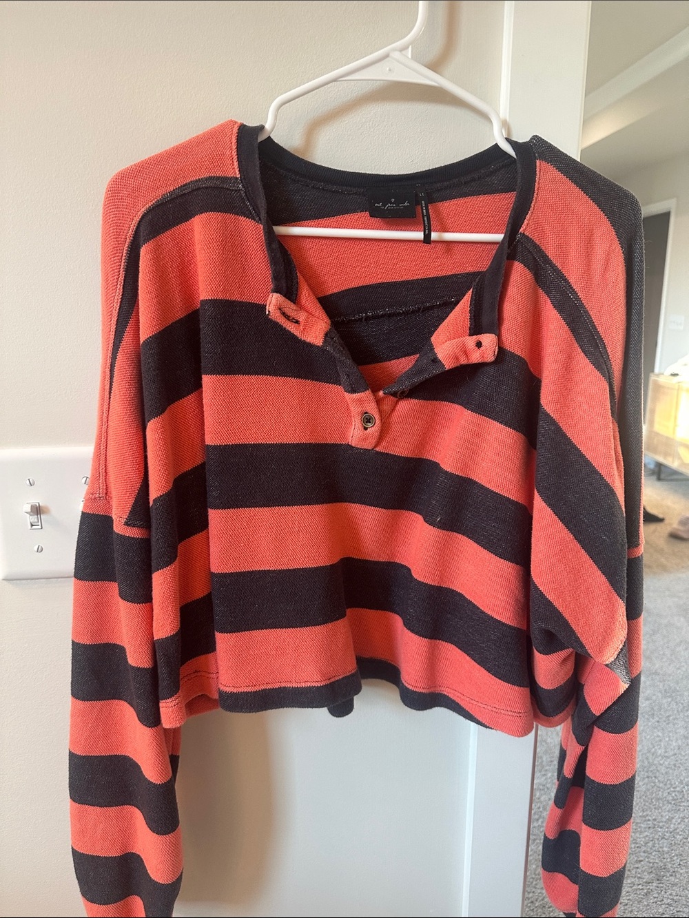 Striped Cropped Long-Sleeve Top - Red & Black